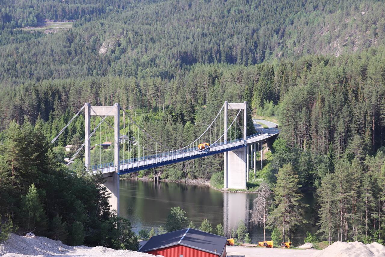 Kviteseidbroi.