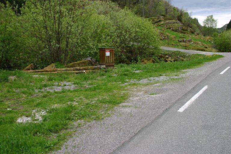 Parkering ved Evjatjørnene